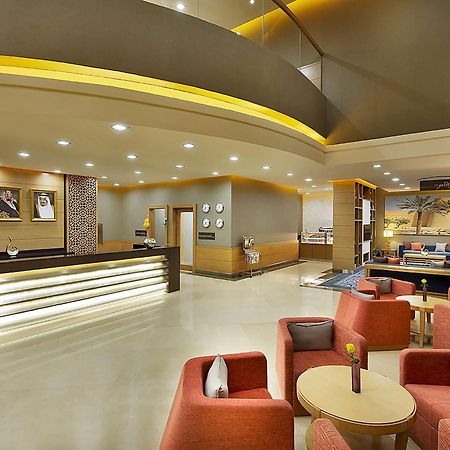 Hilton Garden Inn Tabuk Exteriör bild