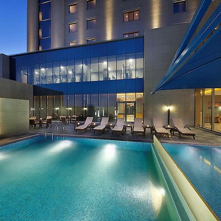 Hilton Garden Inn Tabuk Exteriör bild