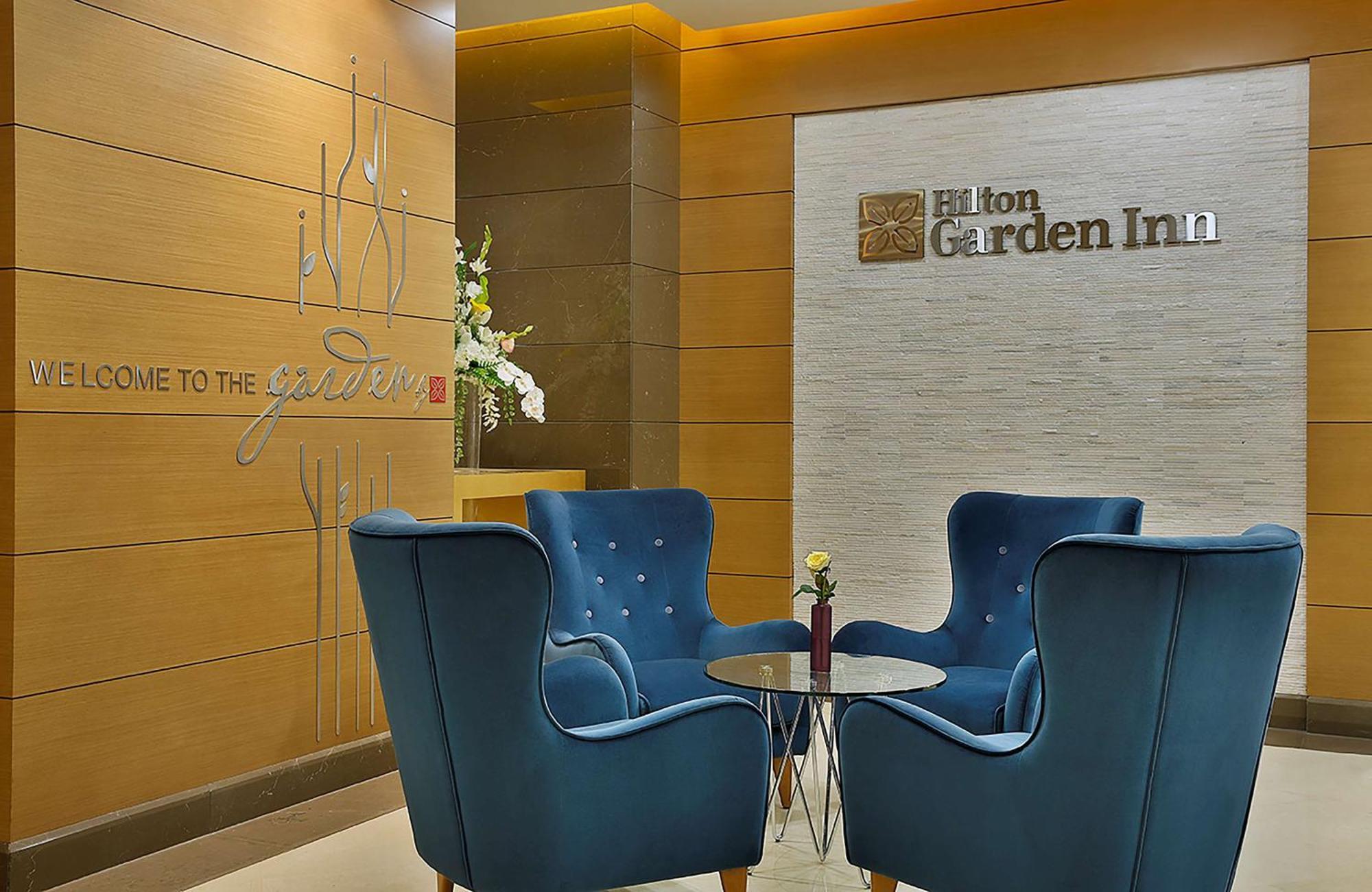 Hilton Garden Inn Tabuk Exteriör bild