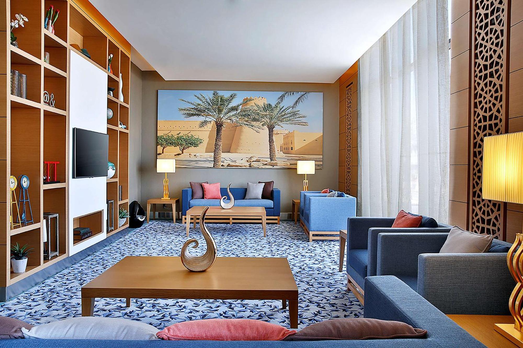 Hilton Garden Inn Tabuk Exteriör bild