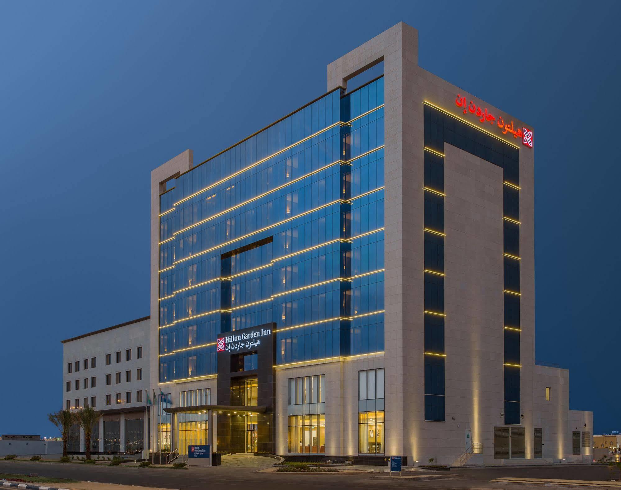 Hilton Garden Inn Tabuk Exteriör bild